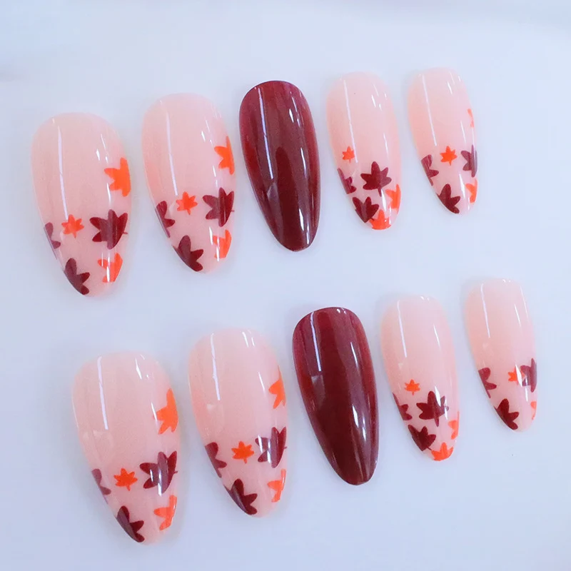 Herbstinspiriertes Glossy-Almond-förmiges Nagelkunst-Enhancements Karnz