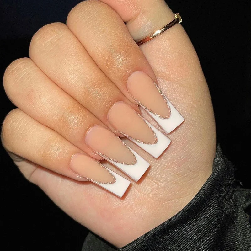 Elegante Stiletto-Nagelkunstverlängerungen Karnz