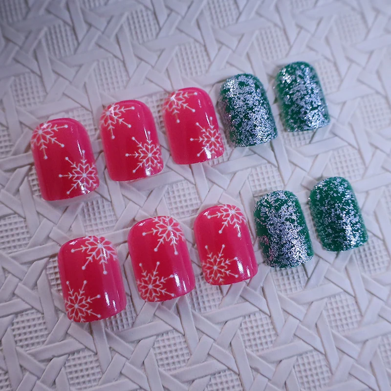 Festliche Feiertags-Themen-Nail Art Karnz