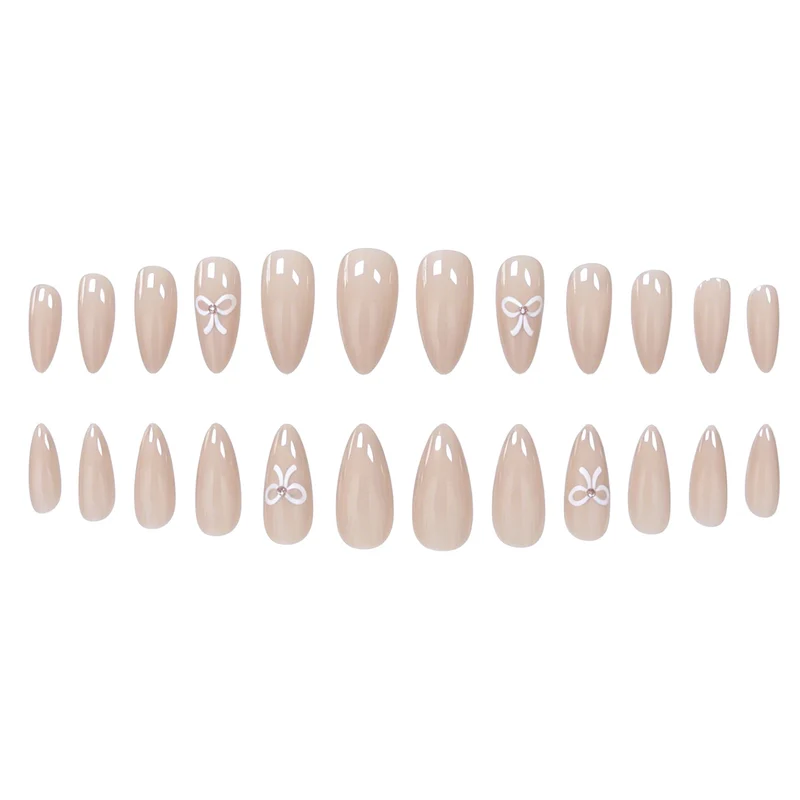 Elegante Spitz-Press-On-Nagelverlängerungen Karnz
