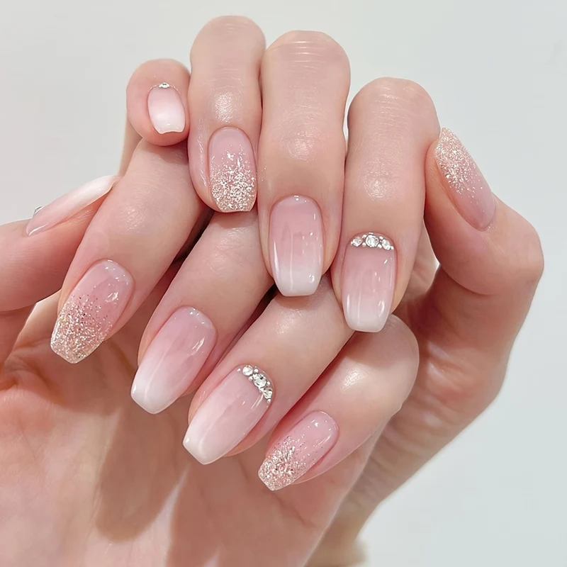 Elegante Ombre Glitter Nagel Verbesserungen Karnz