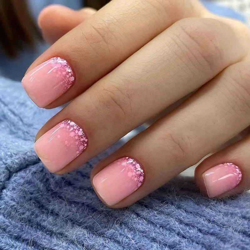 Elegante Glitter Ombre Nagelkunst Verbesserungen Karnz