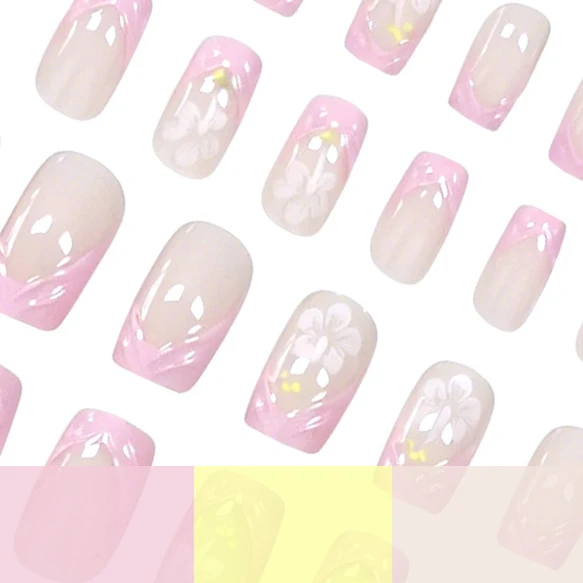 Elegante florale Nagelkunst Karnz