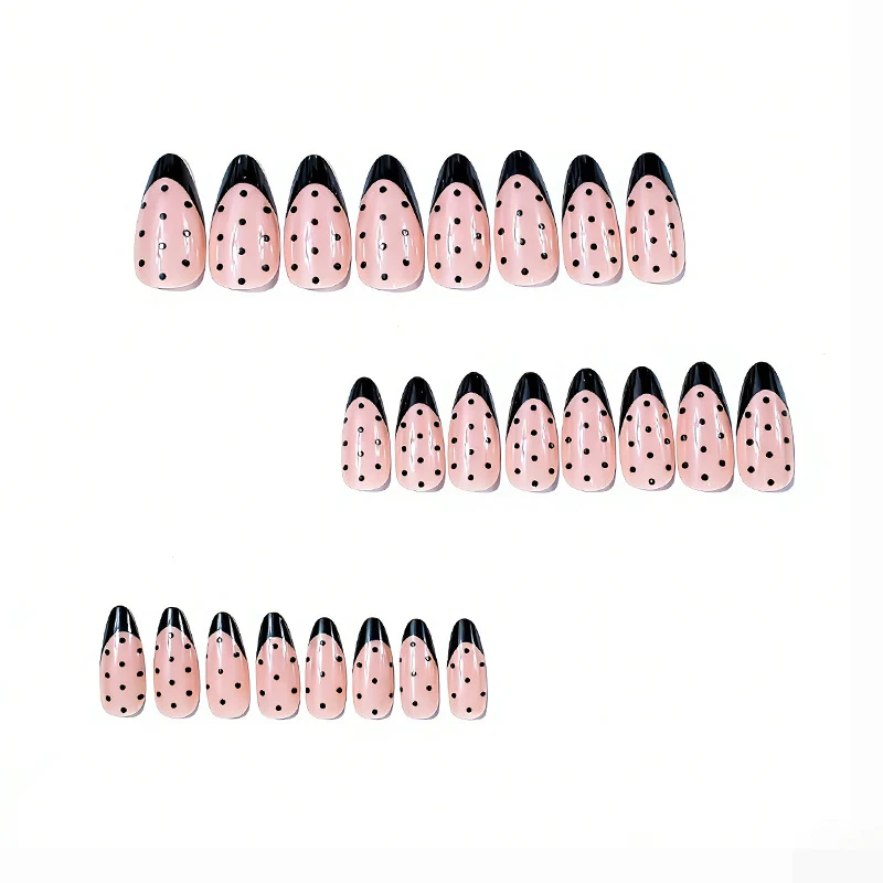 Dekorative Stiletto Nagelkunst Design Karnz