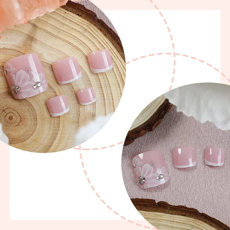 Kunstnagelset mit zarten Blüten-Design und Glitzerakzenten Karnz