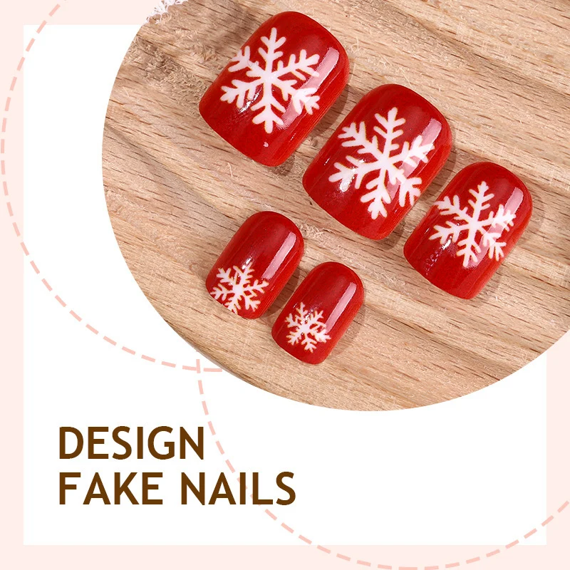 Kunstnagelset mit winterlichen Schneeflockenmotiven Karnz
