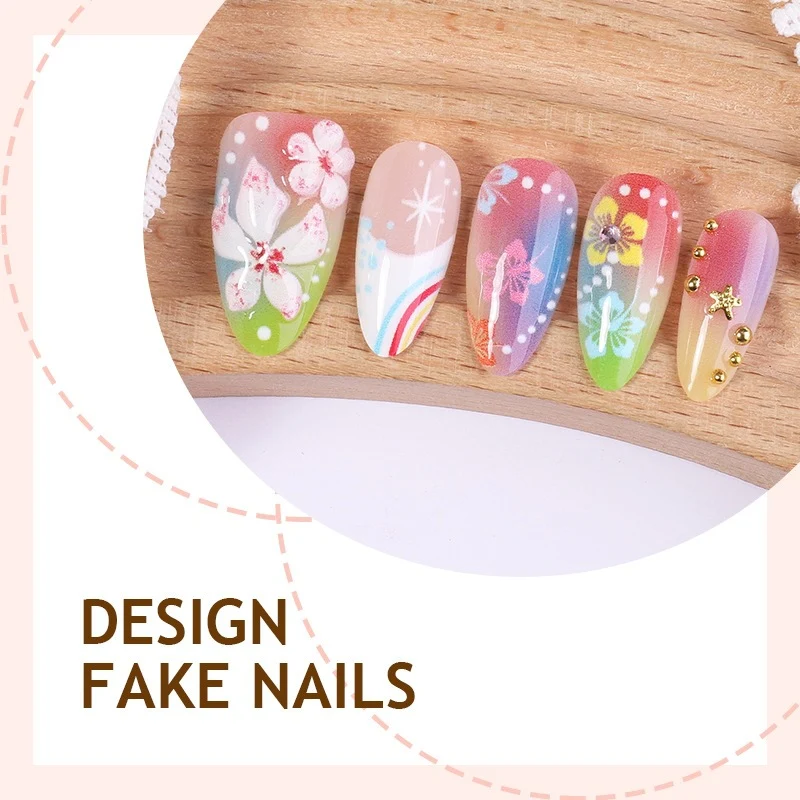 Kunstnagelset mit vielfältigen Designs und glänzenden Verzierungen Karnz