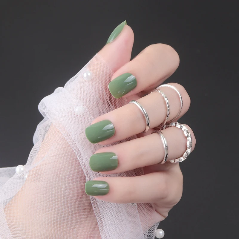 Glänzendes Press-On Nagelset Karnz 1789086048