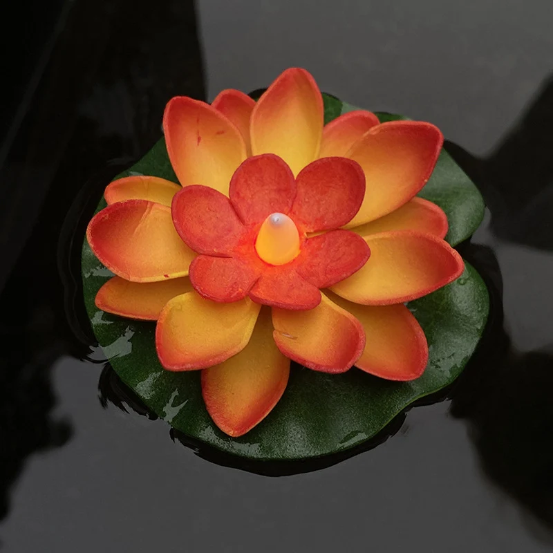Schwimmende LED-Lotusblume Dekoratives Licht mit wasserdichtem Seerosenblatt-Boden