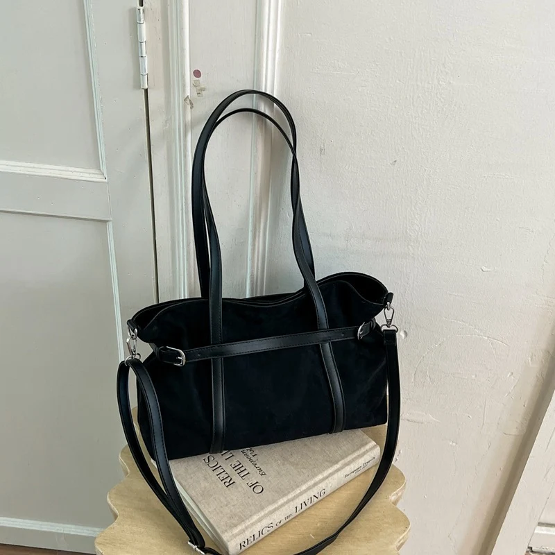 Vielseitige Wildleder-Shopper Tasche
