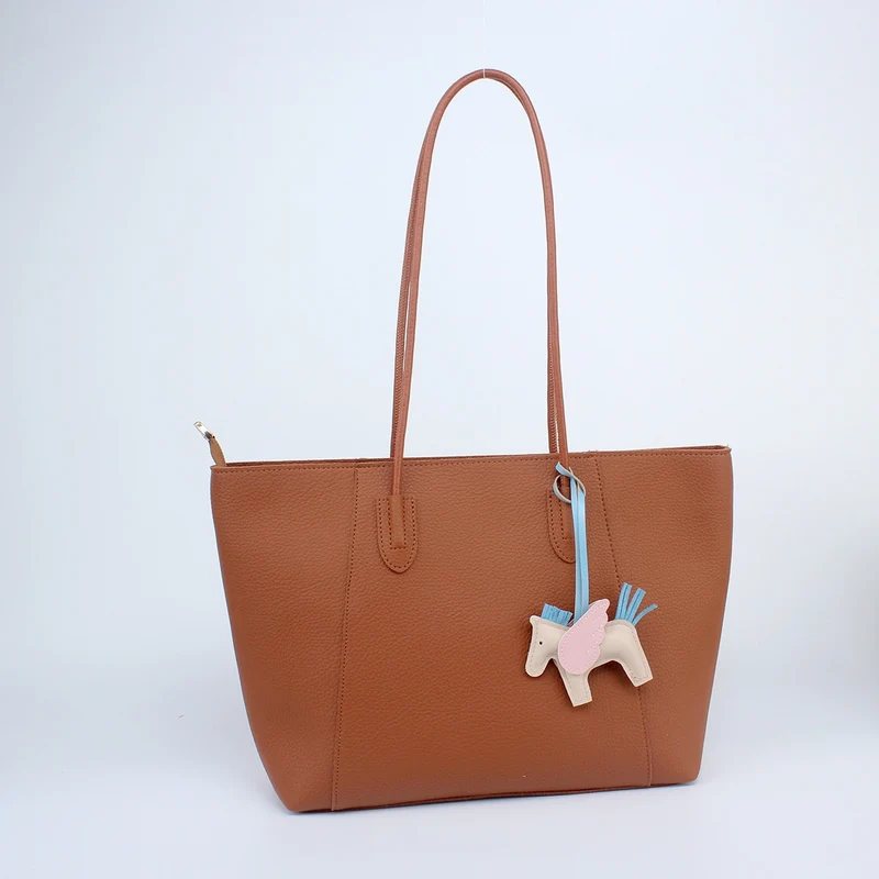 Stylische Schultertasche