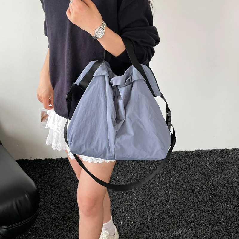 Geräumige Utility Slingtasche