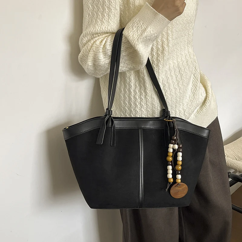 Chic Wildleder Tote-Handtasche