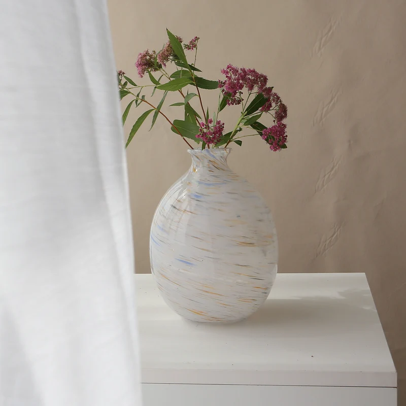 Handgeblasene Dekorative Glaskugelvase mit Wirbelmuster Karnz