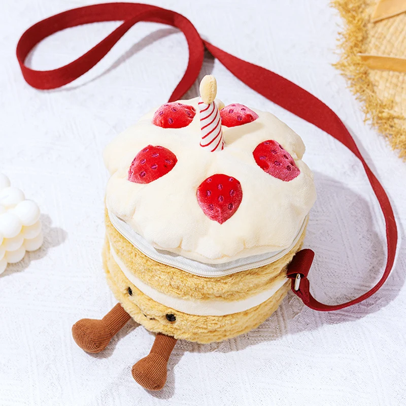 Plüsch Geschichteter Kuchen Umhängetasche mit Erdbeer-Applikationen & Kerzen-Topper Karnz