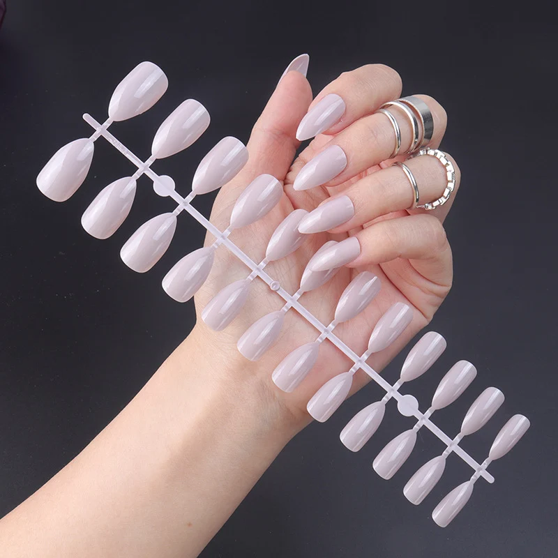 Stiletto Press-On Nägel mit glänzendem Finish Karnz