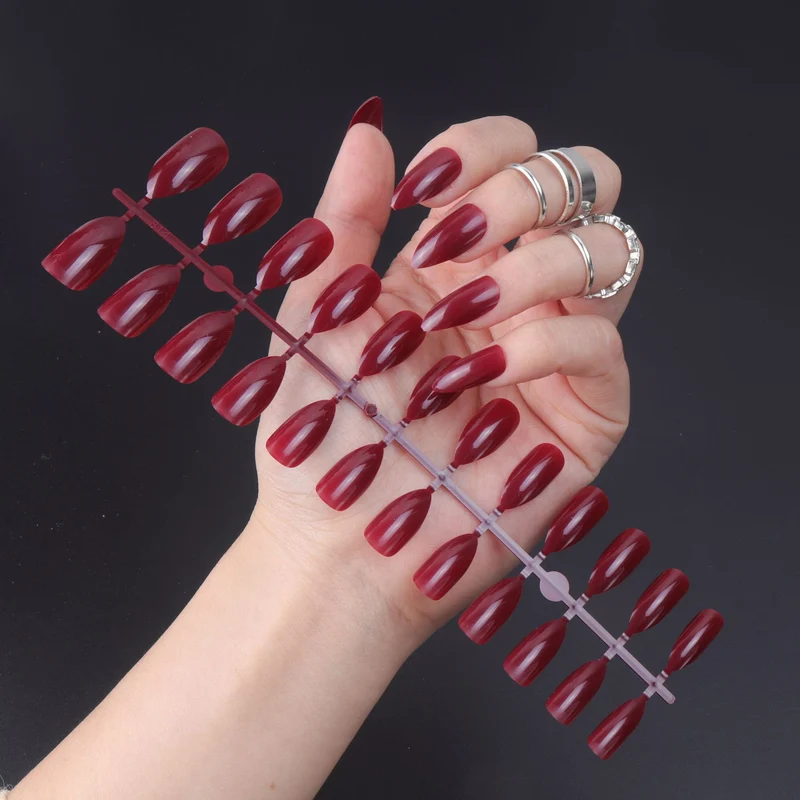 Stiletto Press-On Nägel mit glänzendem Finish Karnz