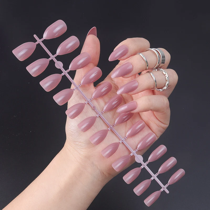 Stiletto Press-On Nägel mit glänzendem Finish Karnz