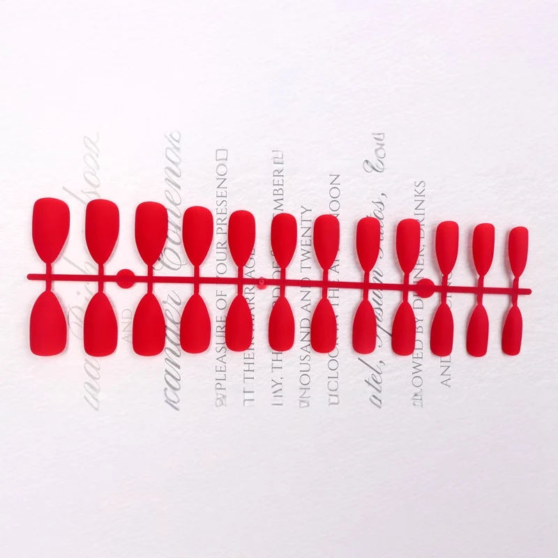 Stiletto Press-On Nail Set Karnz