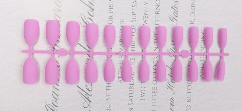Stiletto Press-On Nail Set Karnz