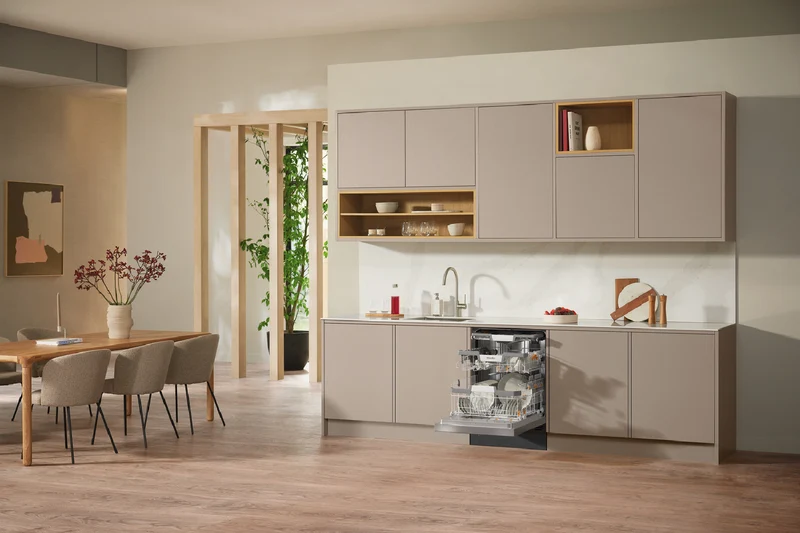 Miele 60cm Built-Under Dishwasher with AutoOpen Drying, Hygiene Programme and PowerDisk CleanSteel