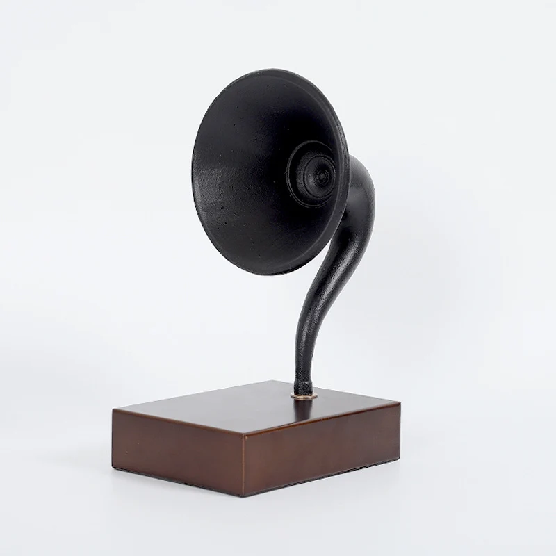 Vintage-inspirierende Grammophon-Dekorationsskulptur