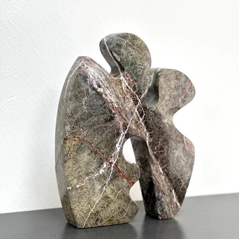 Künstlerische dekorative Steinskulptur
