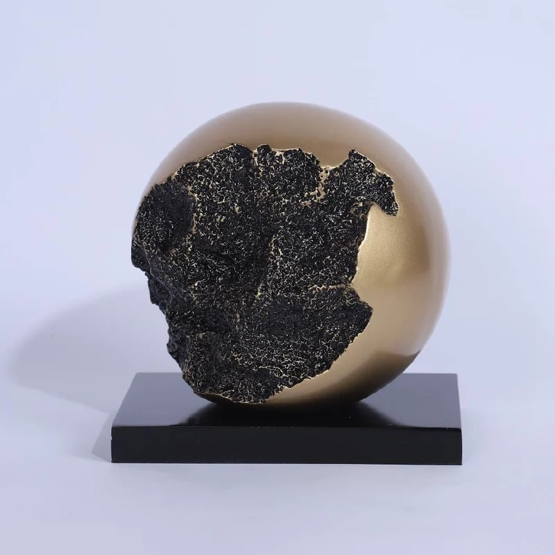 Künstlerische dekorative Ballskulptur