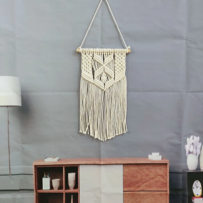 E intricate Macramé Wandbehang Karnz