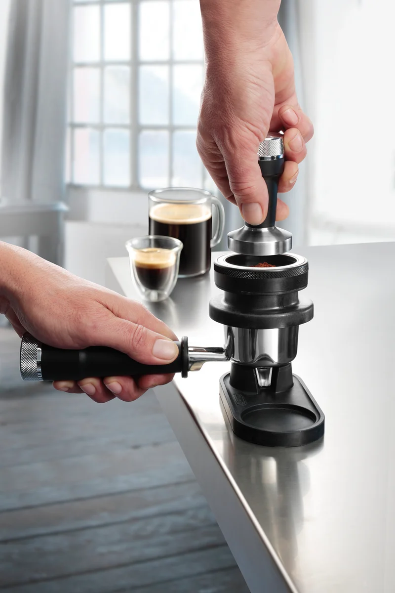 DeLonghi La Specialista Arte Manual Coffee Machine Metal Black