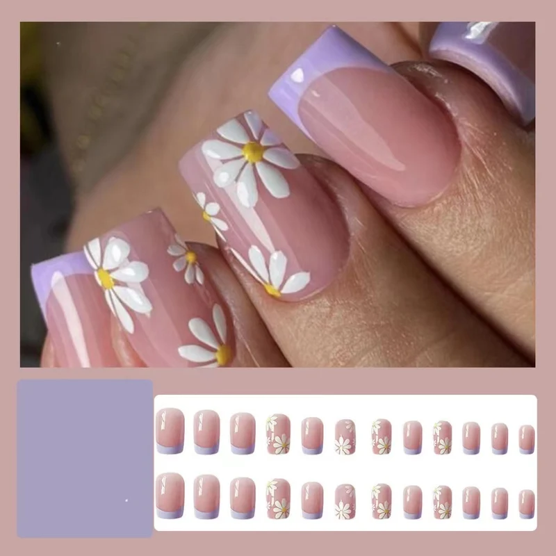 Florales Design Press-On Nagelset Karnz