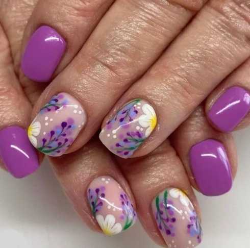 Florale Kunst Nagelverstärkungen Karnz