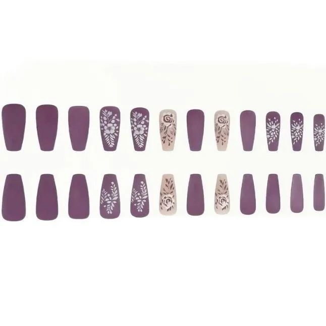 Florale Matte Acryl Nagelkunst Karnz