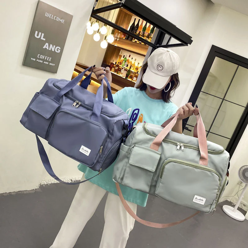 Geräumige Sport-Duffle-Tasche mit mehreren Fächern Karnz