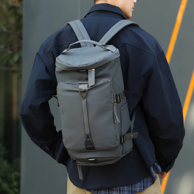 Vielseitiger Reiserrucksack Karnz